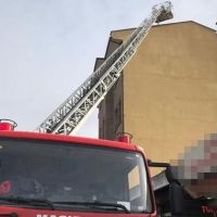 Ankara'da 5 katlı binada yangın çıktı
