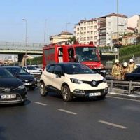 Araçta çıkan yangın E-5 trafiğini felç etti