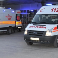 Ardahan'da feci kaza: 4'ü asker 5 yaralı