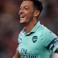 Arsenal, PSG'yi farklı geçti