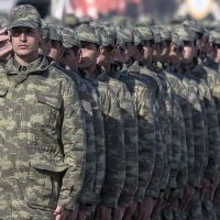 Askerleri şafak sıkıştırıyor! Terhisler 1 ay uzadı