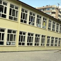 Avcılar'da iki okulda eğitime ara