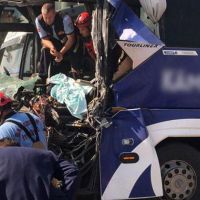 Balıkesir'de yolcu otobüsü kaza yaptı: 1 ölü, 17 yaralı