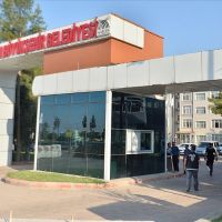 Belediyen çıkarılan şehit yakınları tekrar işe alınacak!