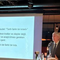 Bizim Tepe Tarih Sohbetleri'nde Prof. Dr. Şevket Pamuk'tan Osmanlı'da enflasyonun tarihi