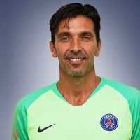 Buffon resmen PSG'de