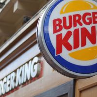 Burger King'den kadınları aşağılayan reklam