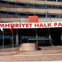 CHP yeni dönem kadrosu için sandık başında