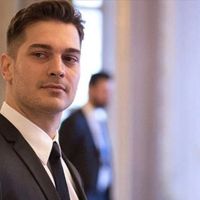 Çağatay Ulusoy'a yurt dışından ilk ödül