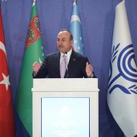 Bakan Çavuşoğlu ABD'ye petrol üzerinden yüklendi