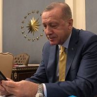 Cumhurbaşkanı Erdoğan liderlerle telefonda görüştü