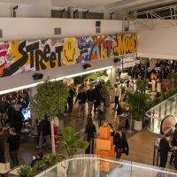 Dekk akmerkez, özel bir davetle kapılarını açtı