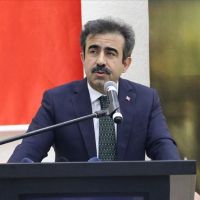Diyarbakırlı girişimcilerden Büyükşehir Belediye Başkan Vekili Güzeloğlu'na destek