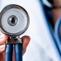 Doktora hakaret ve tehdit savuran hasta yakınına hapis cezası