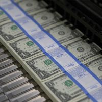 Dolar kritik seviyede