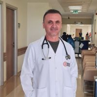 Dünyada ilk kalp naklinin yapıldığı hastanede, Türk doktorlardan gururlandıran operasyon…