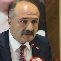 Erhan Usta kimdir, kaç yaşında, nereli, hangi partili?