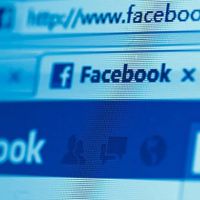 Facebook, seçimler öncesi sahte hesapları kapattı