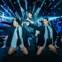 HARBİYE'DE BİR YAZ KLASİĞİ: KENAN DOĞULU'DAN EFSANE PERFORMANS!