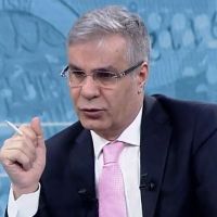 Hadi Özışık kimdir nereli kaç yaşında?