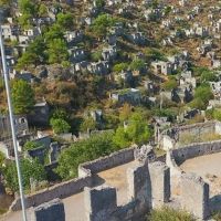 'Hayalet Köy' görüntüsüyle büyülüyor