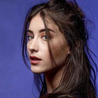 Hazal Kaya'ya ilginç teklif!