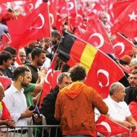 Her 2 ilticacıdan biri üniversite mezunu
