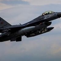 Irak'ın kuzeyindeki PKK hedefleri yerle bir edildi