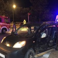 Isparta'da kamyonet ile otomobil çarpıştı: 7 yaralı