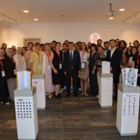 İstanbul Yeni Yüzyıl Üniversitesi'nde TRACE- Grafik Tasarım Bitirme Projesi Sergisi Açıldı