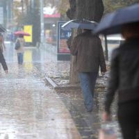 İstanbul'a sağanak geliyor! O saate dikkat