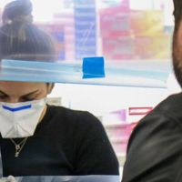 İstanbul'daki eczanelerde maskeler ücretsiz