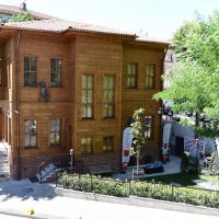 KADIKÖY'DE “DOĞAYA SAHİP ÇIKAN KARİKATÜRLER” SERGİSİ