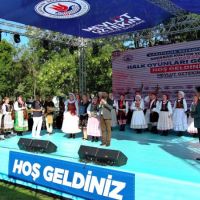 KÂĞITHANE'DE ULUSLARARASI HALK OYUNLARI FESTİVALİNE YOĞUN İLGİ