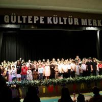 KÂĞITHANE'DE YAŞAM BECERİ ATÖLYELERİNDE MEZUNİYET SEVİNCİ