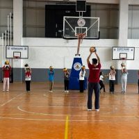 KIŞ SPOR OKULLARI ÇOCUKLARIN GELİŞİMİNE KATKI SAĞLIYOR