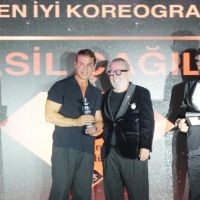 KOREOGRAF ASİL ÇAĞIL 15.FASHİON TV MODA ÖDÜLLERİNDE YILIN KOREOGRAFI ÖDÜLÜNÜ ALDI