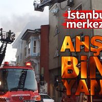 Kadıköy'de korkutan yangın!