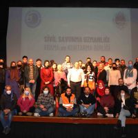 Kartal Belediyesi Afet Gönüllüleri eğitimleri gerçekleştirdi
