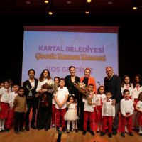 Kartal Belediyesi Çocuk Korosu Dinleyenleri Mest Etti