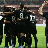 Kartal, Antalya'da Vida ve Diaby'le uçtu