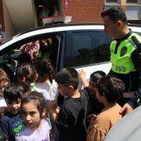 Kartal'ın Kreşli Miniklerine Uygulamalı Trafik ve İlkyardım Eğitimi