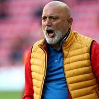 Kayserispor Hikmet Karaman'la devam ediyor