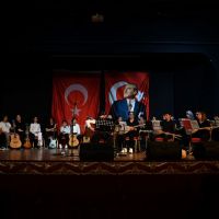 Kursiyerler Yılın Emeğini Sahneye Taşıdı