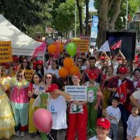 LÖSEV'İN ÖNDERLİĞİNDE ULUSLARARASI LÖSEMİLİ ÇOCUKLAR HAFTASI