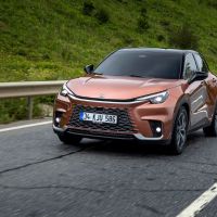 Lexus'ta LBX ve RX Performance Hybrid Modellerinde Özel Fiyat Avantajı
