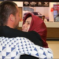 Libya'da rehin tutulan Türk gemiciler İstanbul'a geldi
