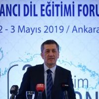MEB, yabancı dil eğitimini masaya yatırıyor