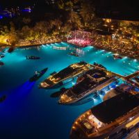 MIORI'de Pink Martini Rüzgârı: Yıldızların Altında Unutulmaz Bir Gece