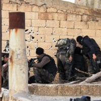 Mardin askerlik şubesi önü karıştı!